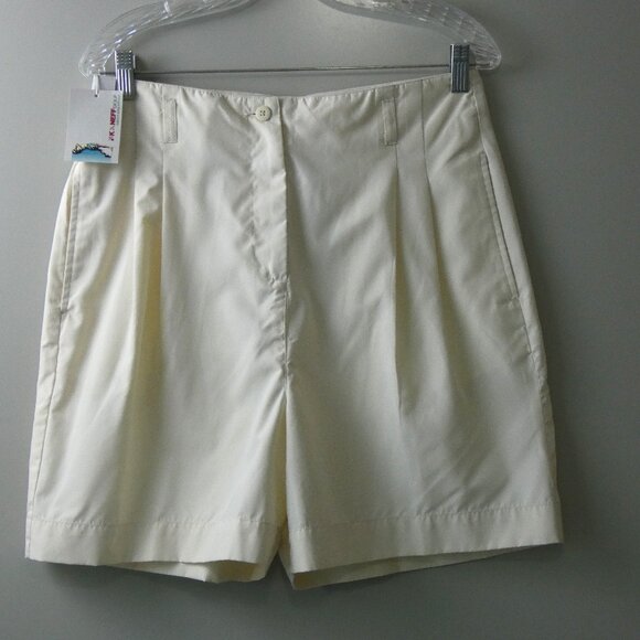 Kaneff Golf Pants - NWT KANEFF GOLF Ivory Lightweight Quick Dry Pleated Shorts Size L